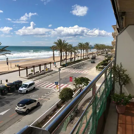 Myhost 2 Calafell